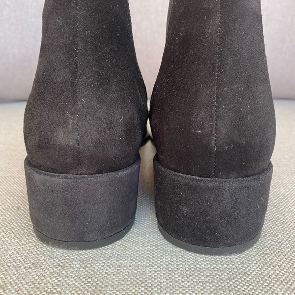 H&M faux suede booties. Size 8.5 - Picture 5 of 8